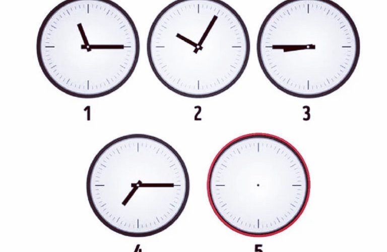 حل لغز رقم ٥ وأكتشف كم الوقت المتبقي في الساعة ليظهر بالصورة الخامسة